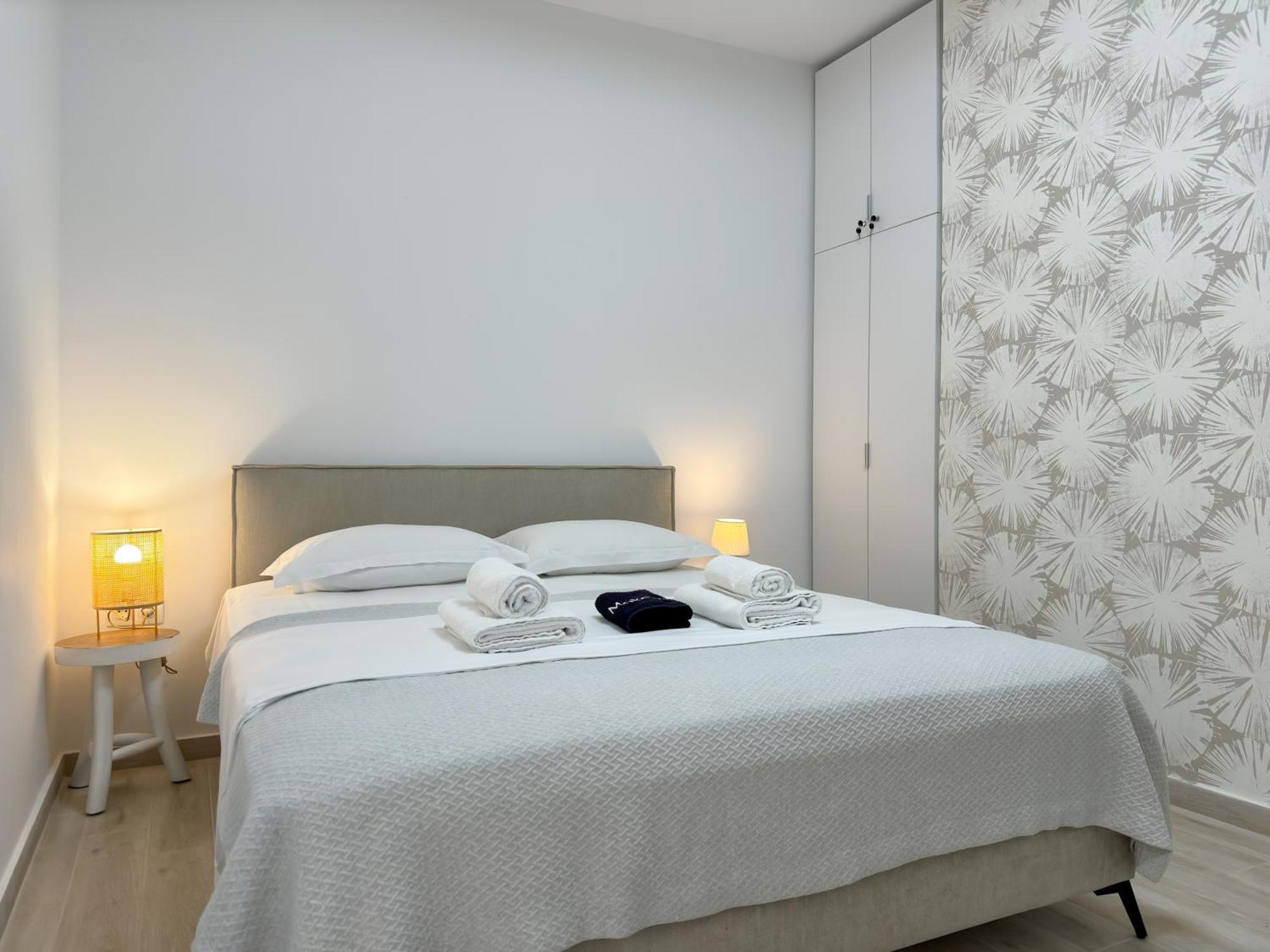 Luxury Downtown Apartment Guya Thessaloniki Exterior photo